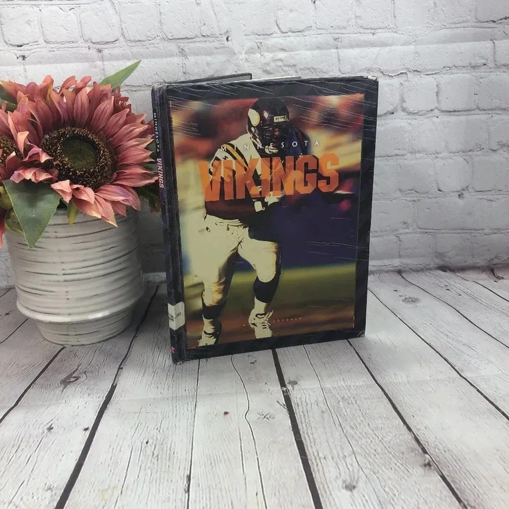 vintage Minnesota vikings book 1997
